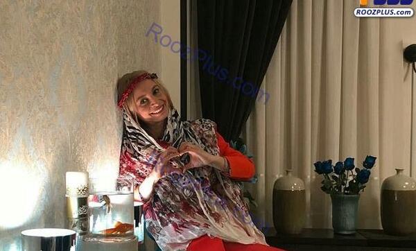 ژست عکس کنار سفره هفت سین