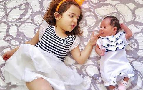 عکس تولد دختر رضا صادقی
