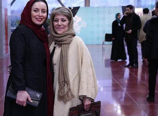 عکس ژاله صامتی در لیسانسه ها