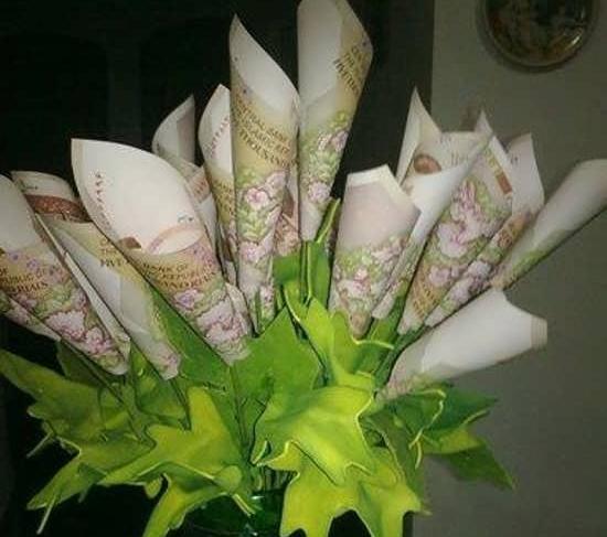 عکس دسته گل با تراول