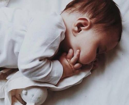 عکس بچه لاکچری برای پروفایل