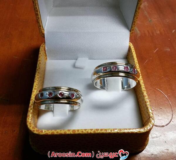 عکس حلقه ازدواج در جعبه