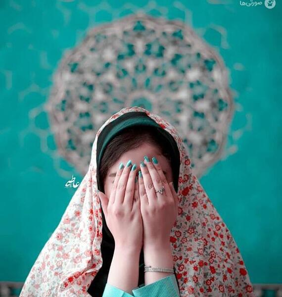 ژست عکس دخترانه با چادر