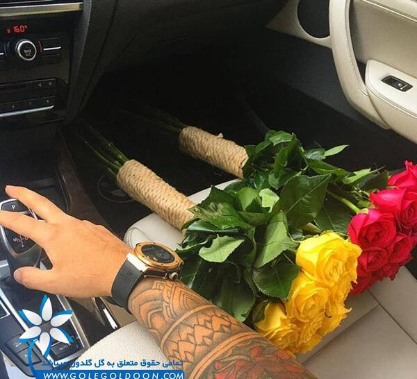عکس دسته گل توی ماشین