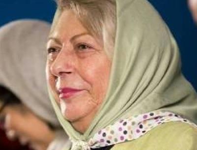 عکسهای ثریا قاسمی با خانواده