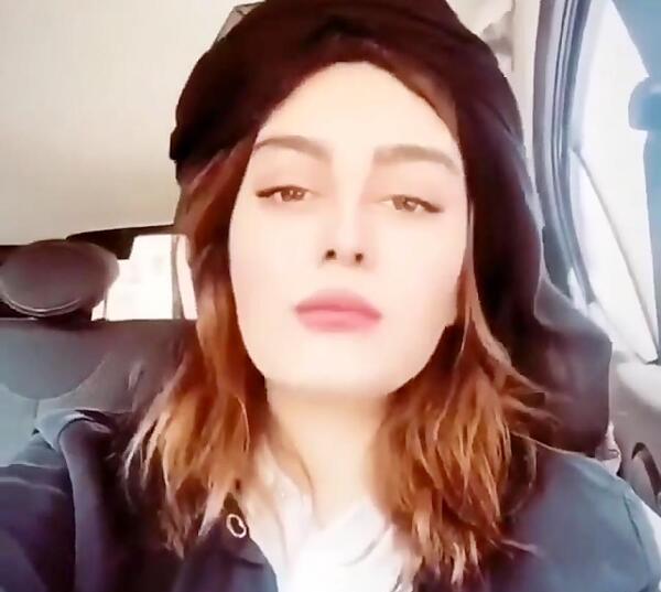 عکس دوست دختر تتلو عسل
