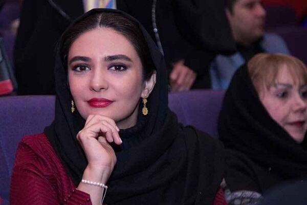 دانلود عکس لیندا کیانی در حرم امام رضا