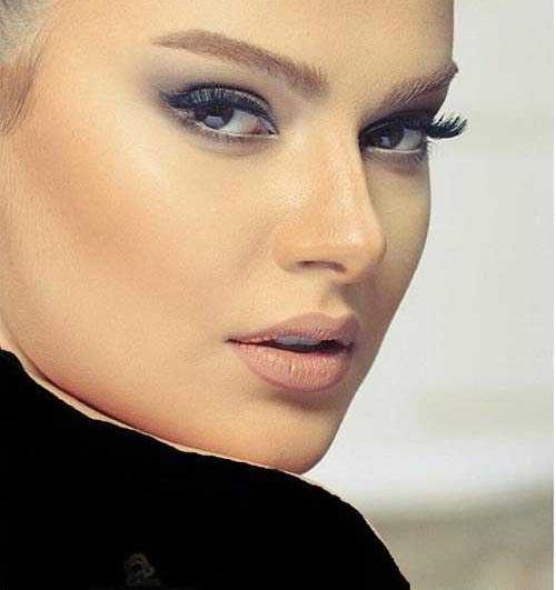 عکس صورت زن زیبا برای پروفایل