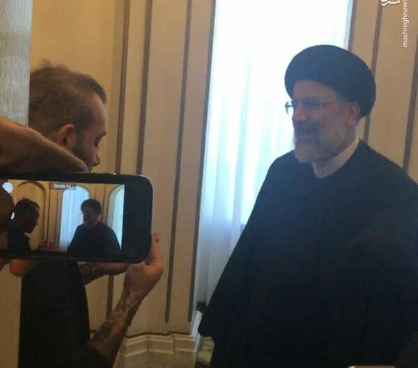 عکس تتلو و رئیسی