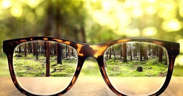 عکس ضعیفی چشم