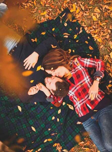 عکس ژست دونفره پاییزی