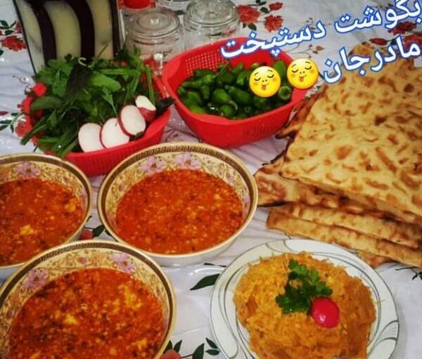 عکس ابگوشت تو قابلمه