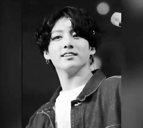 عکس سیاه جونگ کوک