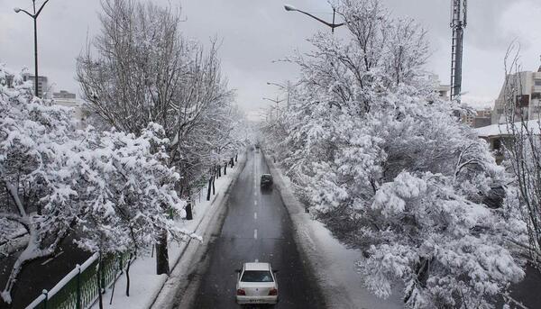 عکس آتش در یخبندان