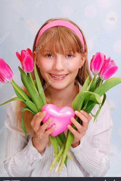 عکس خنده صورتی
