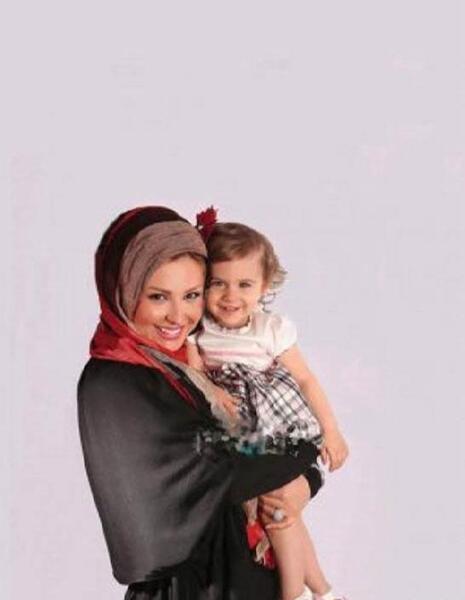 عکسهای بچه نیوشا ضیغمی