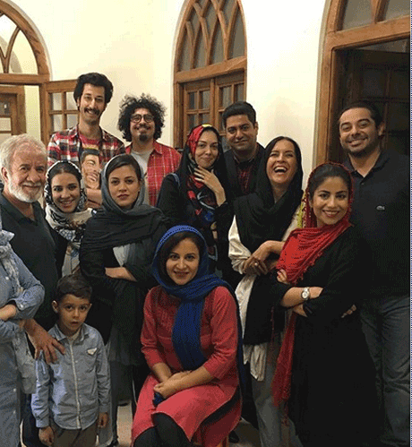 عکس آزاده نامداری و خواهرش