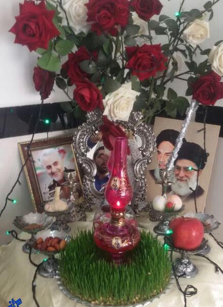 عکس سفره هفت سین با عکس حاج قاسم سلیمانی