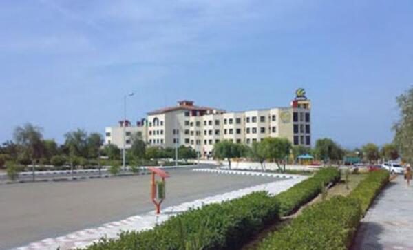 عکس میدان امام علی زاهدان