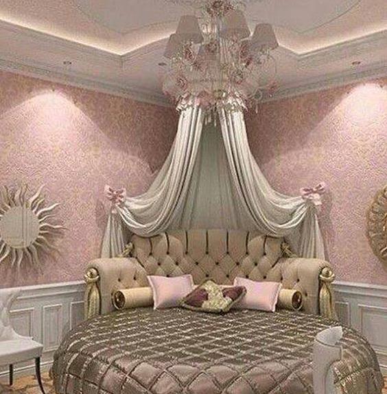 عکس نوشته عاشقانه روی تخت خواب