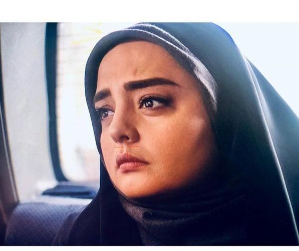 عکس با حجاب نرگس محمدی